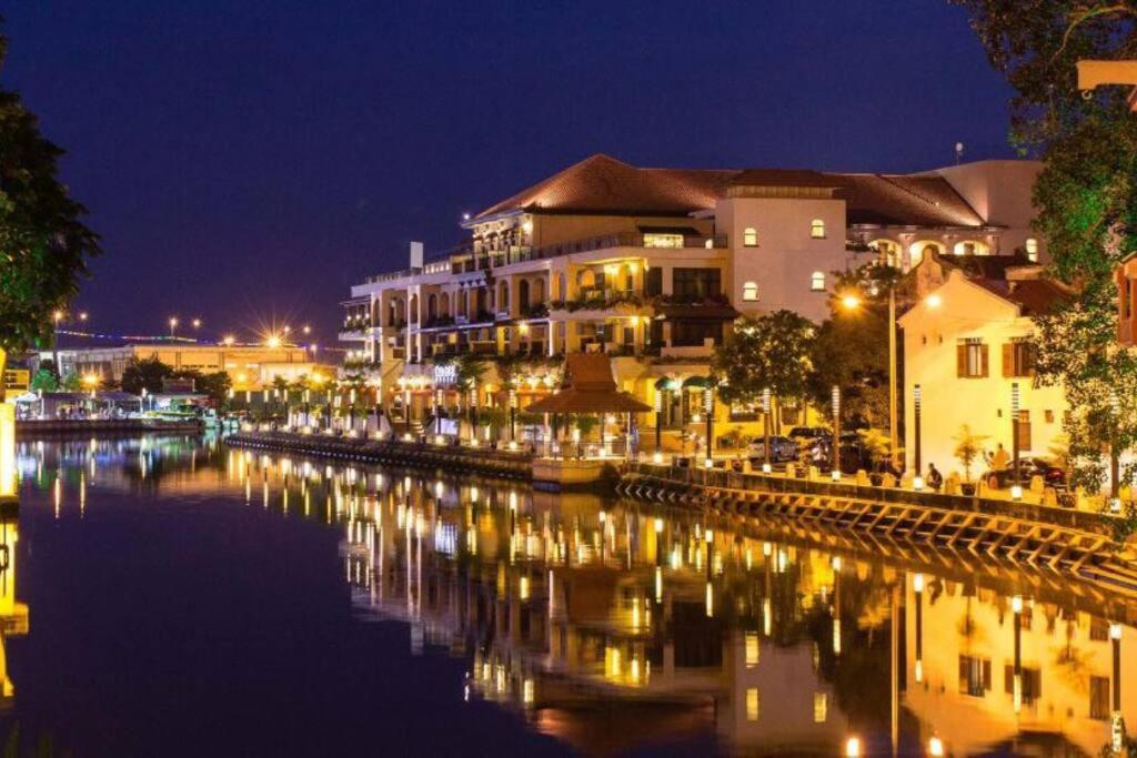 Mahkota Pool View Apartment Near A'Famosa & Jonker Malacca Exterior foto